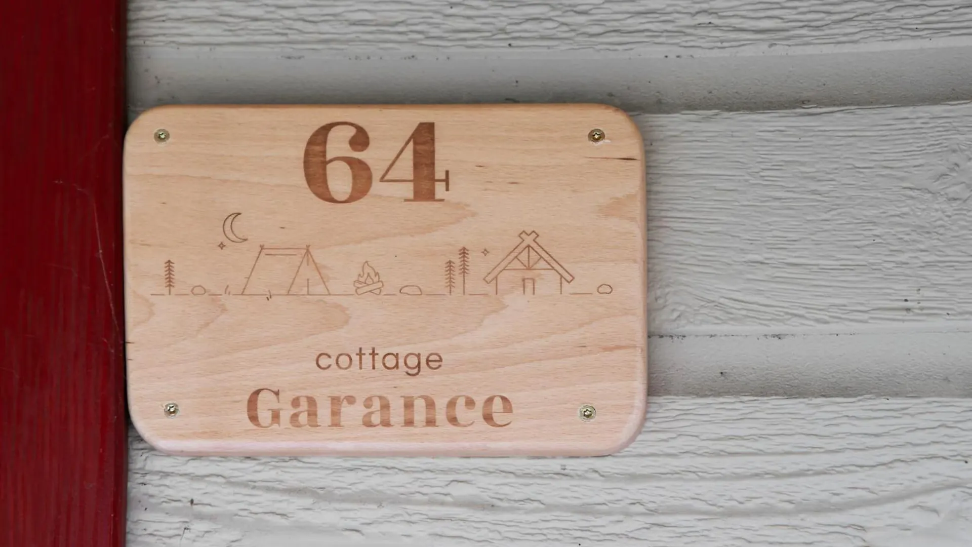 Campsite Camping Le Mont Libre - Cottage & Espace Nature - Gannat