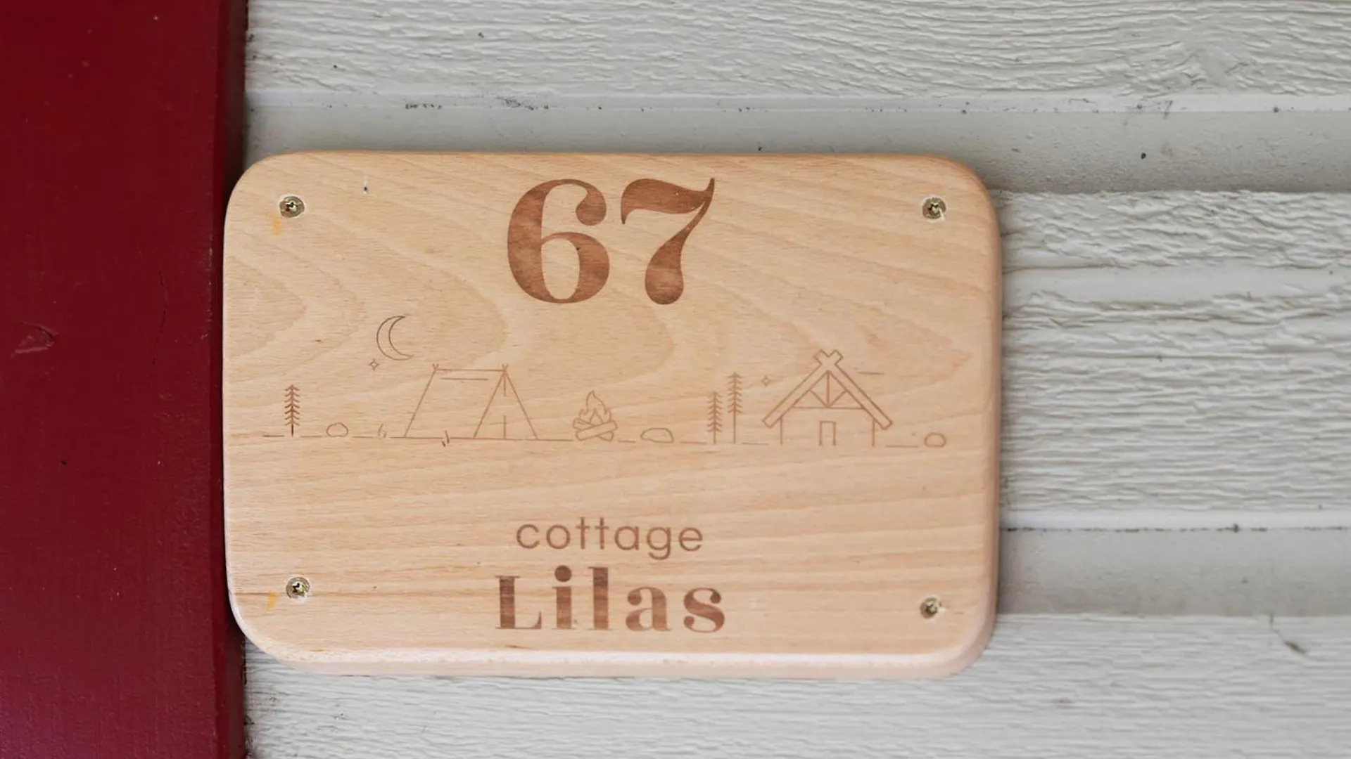 Camping Le Mont Libre - Cottage & Espace Nature - Gannat 0*,  France